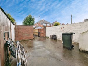 Photo 11- click for photo gallery